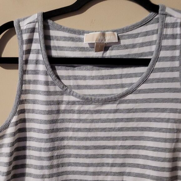Michael Kors tank top large - Picture 3 of 6